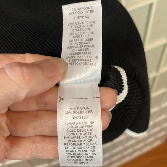 Cable & Gauge Women Sweater Black With White Trim Size 3X - Picture 5 of 5